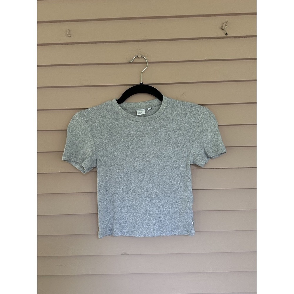 Aritzia TNA Women's Gray Short‎ Sleeve Ribbed Knit T Shirt Tee Crop Top Size XS